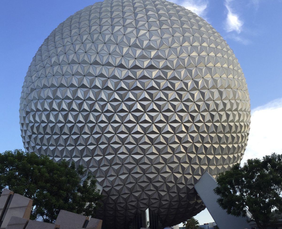 My Top Five Favorite Places To Cool Off In Epcot - DisneywithIzzy